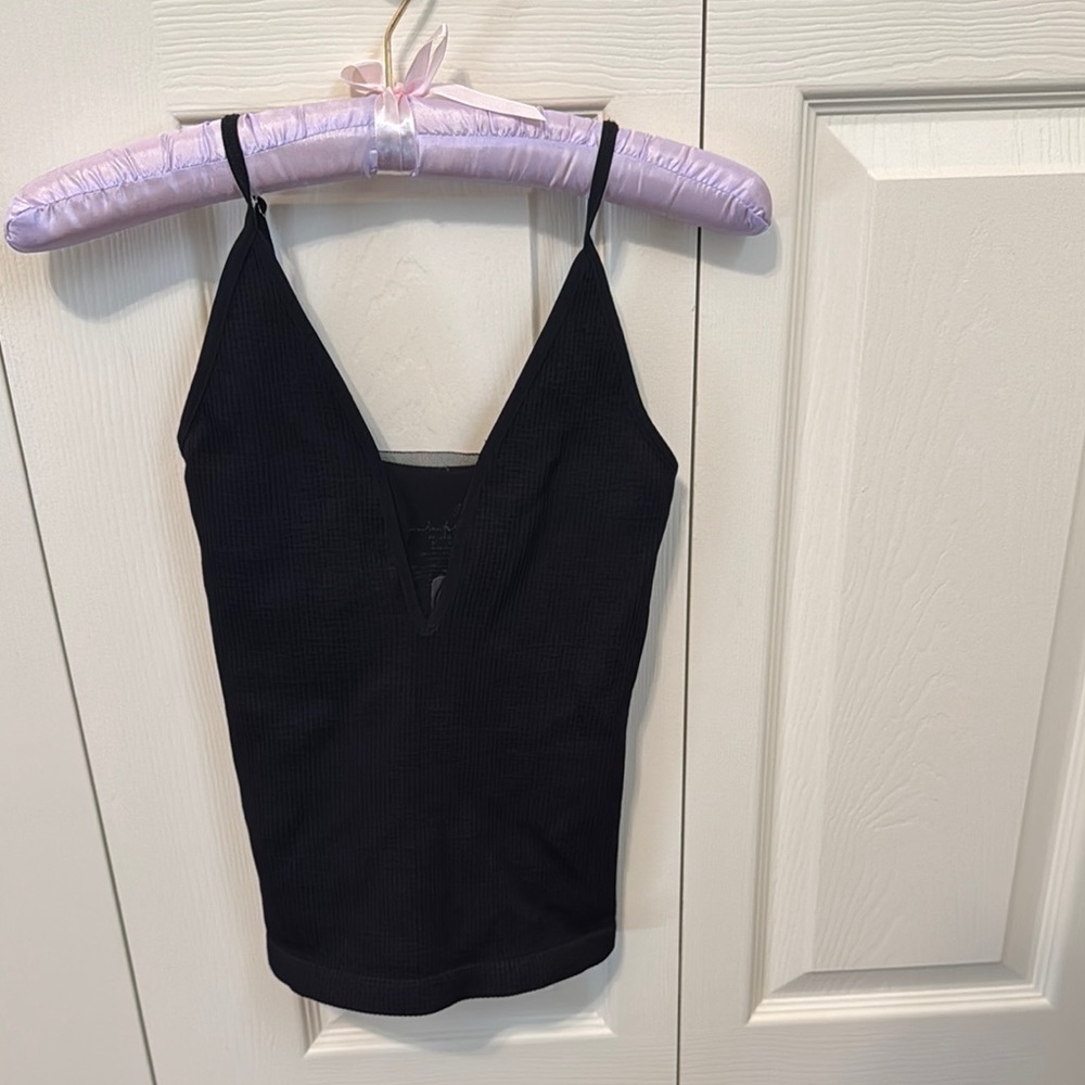 Free People black tank top .. new with tags size XS/S